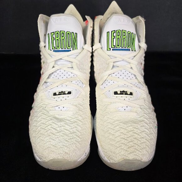 Nike Mens Lebron 17 BQ3177 100 Command Force Size 8 - Picture 2 of 16